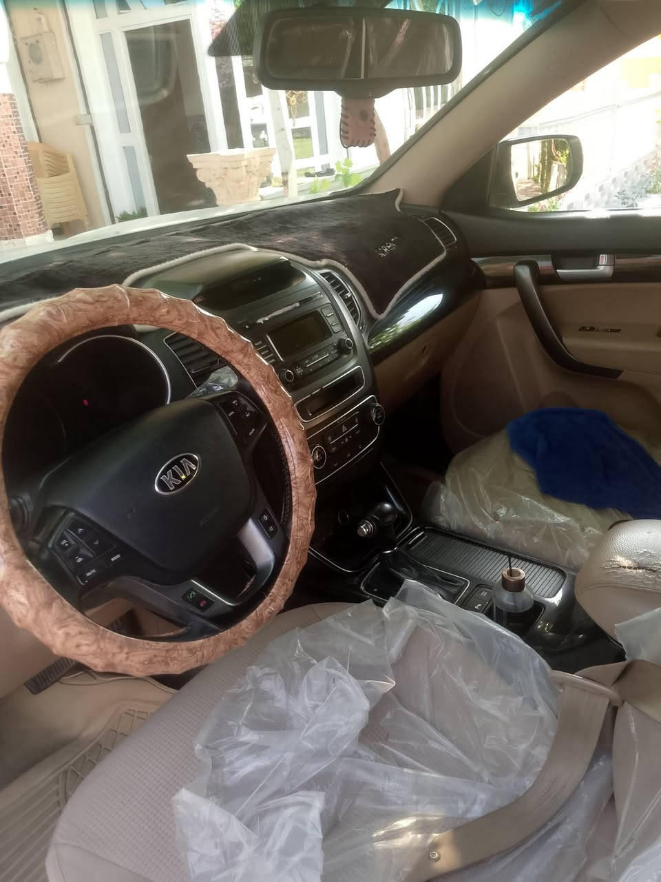 يا الله السلام عليكم سيرنتو 2015 خليجي فول مواصفات  بدون فتحة كير مكينة مكفول  بيهه قطعتين مبدلة رقم السليمانية 2031  العنوان صلاح الدين بلد ناحية يثرب ***********حجي جمال

