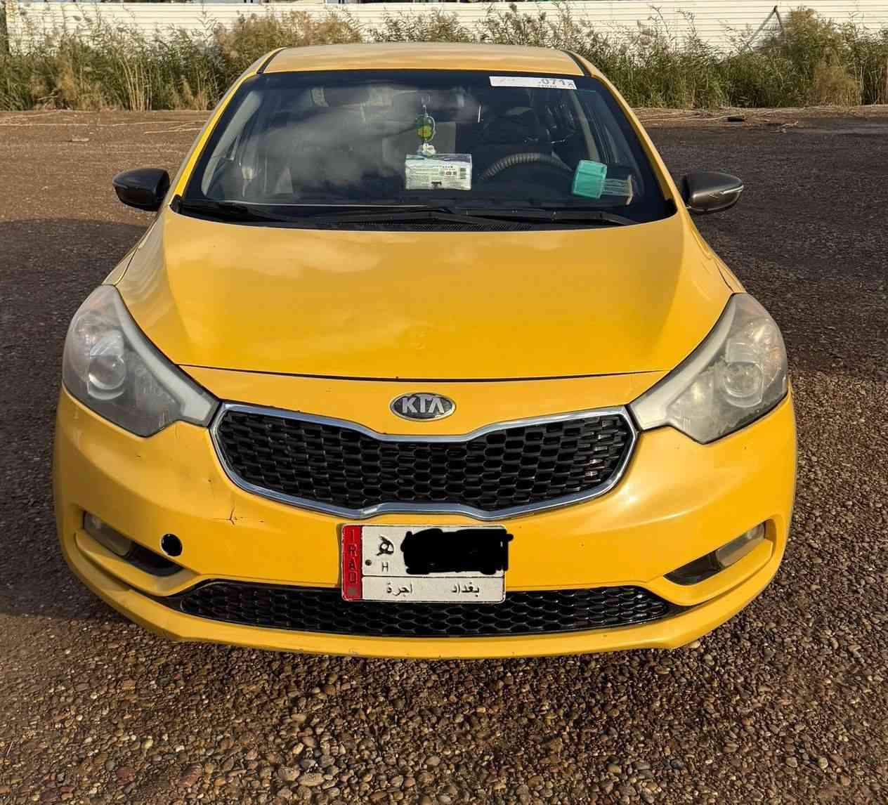 السلام عليكم
كيا فورتي 2014 وارد امريكي محرك 2000 دوش السيارة جاهزة مكاني كربلاء ومتواجد ايضا في بغداد السعر ١١٣ وبيه مجال بسيط. 
***********
