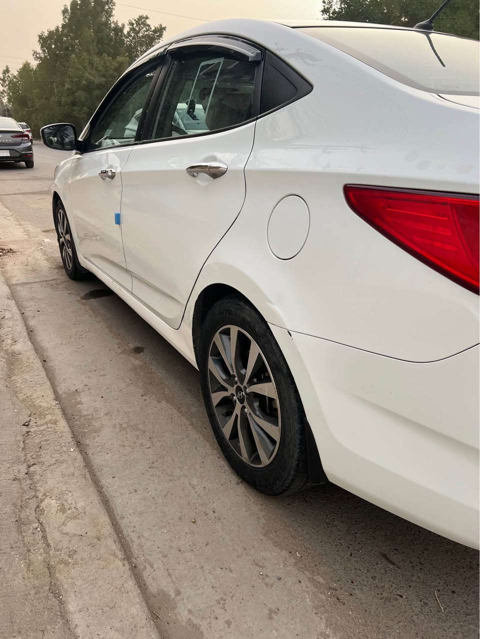 سلام عليكم 
اكسنت موديل ٢٠١٦ 
السيارة خليجية مكفولة من التبديل والصبغ بيهة بس بارد او البنيد كما موضح بصورة  
السيارة فول مواصفات
مكينة ١٦٠٠ 
كير او مكينة كفالة 
رقم ببغداد او السنوية بأسمي 
السعر ١١٥ وبيهة مجال 
عنواني بغداد حي الاعلام

‪0787 780 7882‬ بغداد, العراق
