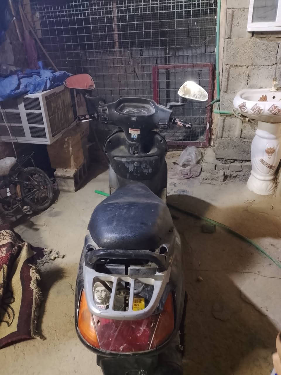 دراجه سبيسي سرعه ميه ياباني مجفته جديد صار اسبوع بيها كطع ناريه مالت ابلك اصوليه اوراق كامله للبيع ع عطل مالتهمالته***********
