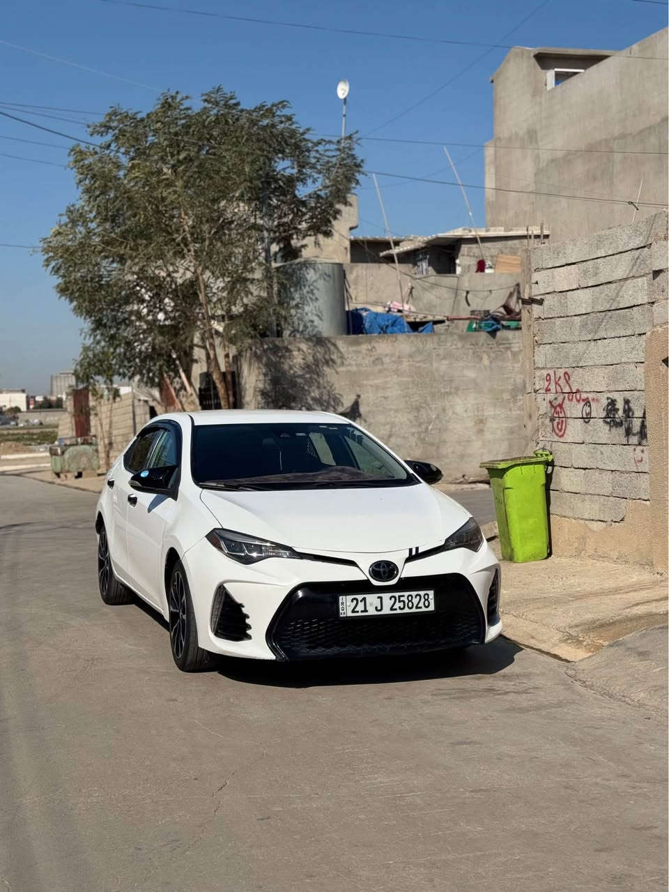 السلام عليكمً اخوان عندي هاي السياره البيع موديل 2018SE.ضررها بارد بل صفحه وباب مبدل بمريكا بجم كبس سياره نضيفه وحلوه مال بيت سعرها 136وبيها مجال بسيط ال عنون كركوكً رقم الهاتف ***********/***********غير متواجد عل فيسبوك كركوك, العراق
