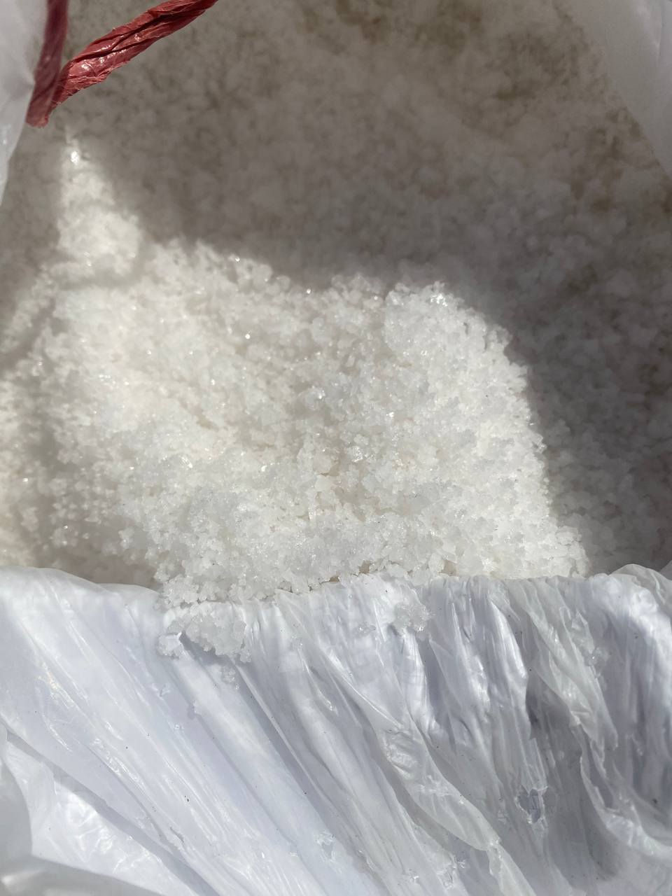 السلام عليكم يوجد ملح خشن درجه اولى مكيس وزن الكيس 50كلغ يوجد تجهيز معامل البلاستك و المنظفات 
سعر الطن 70الف واصل 
***********
