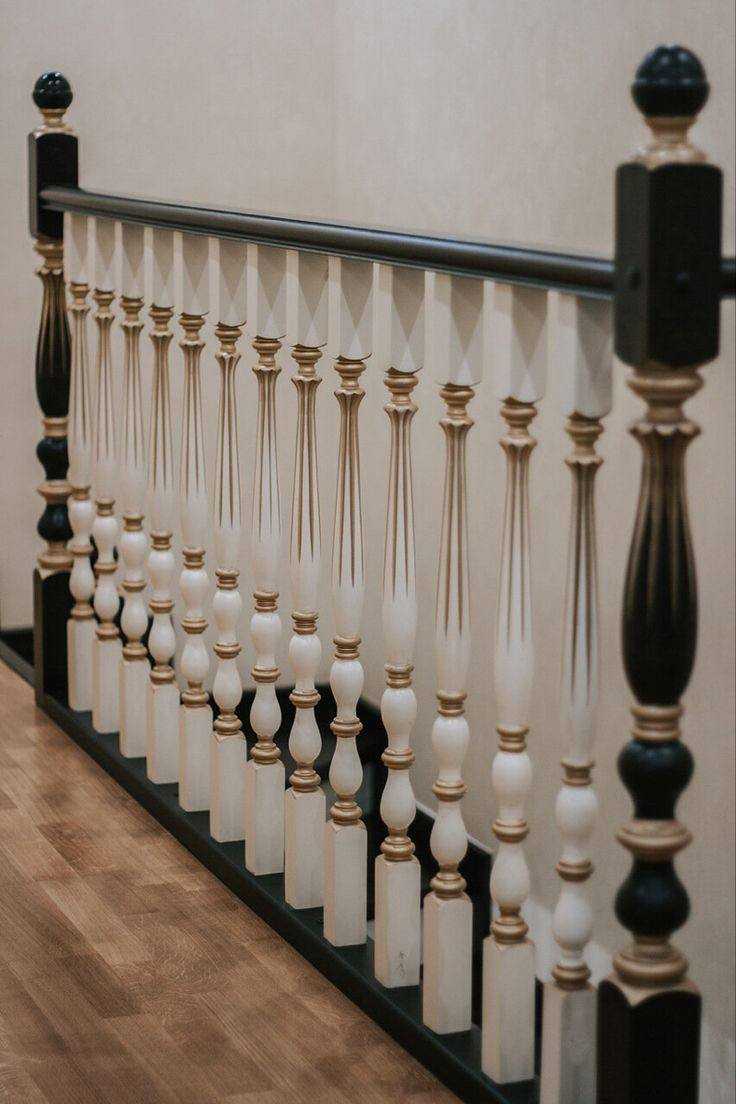 عمل محجرات خشب
شارع الهادي 
نوع الخشب 
جاوي ..صاج ...سنديان..زان..جام..
***********
