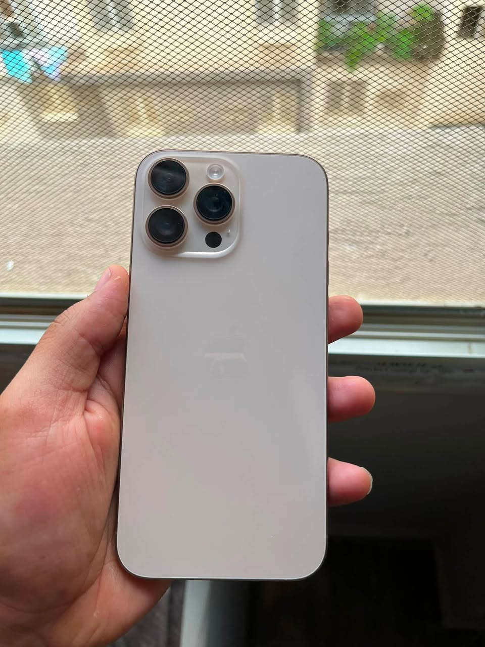 iPhone 16 pro max 256 للبيع
مدفوع الضريبه 
معاه العلبه 
عدد دورات شحن قليله 
بطاريه 100
مفيهوش اي مشكله


**إذا كنت صاحب هذا الإعلان وتريد حذفه لأي سبب، رجاءا أرسل رسالة إلى الدعم الفني**
