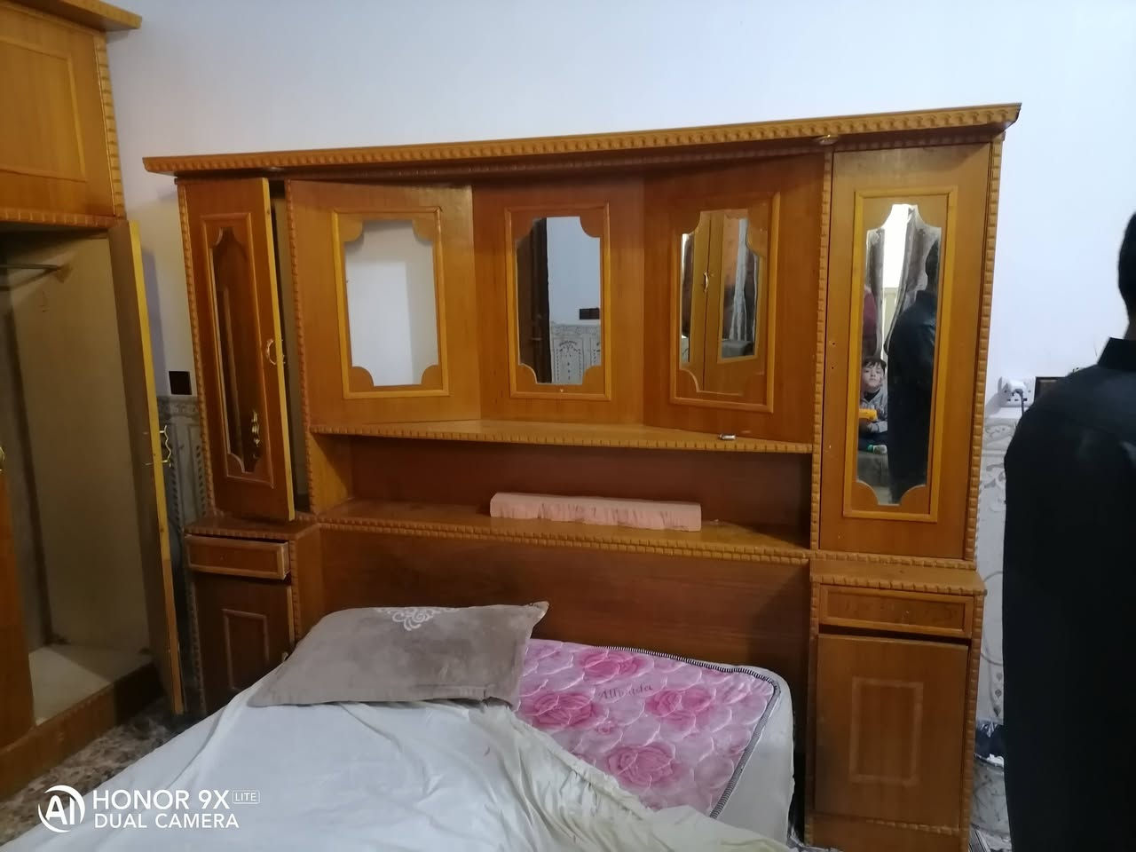 غرفه بدون ميز تواليت سعر 350 نظيفه حيل العنوان الخالص


**إذا كنت صاحب هذا الإعلان وتريد حذفه لأي سبب، رجاءا أرسل رسالة إلى الدعم الفني**