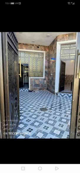 مشتمل للبيع في الفلوجه منطقه السد خلف مجمع الرحاب مساحته 125 قرب شارع المضيف بناء حديث بلوك طابو زراعي   يحتوي على غرفه +صاله +استقبال +صحيات داخلية و خارجية +مطبخ..... بناء حديث درجه اولى السعر 52 مليون وبي مجال  للإستفسار 
***********
***********
