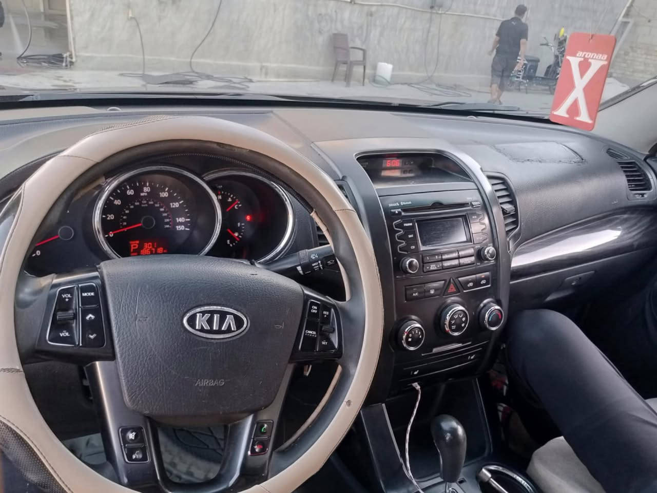 سياره سورنتو 2011 وارد امريكي محرك 2400 رقم صلاح الدين ضررهه  3قطع سبعه راكب السعر 115 للبيع او مراوس كورله أو النتره ***********
