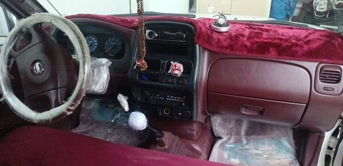 نیسان پیکاب یابانی 2009 دانسقە 
تەنها 118 هەزارر ڕۆشتوە 
چوارتایەی تازەی لەژێرە
نموونە لەجوانی بێ بۆیاخ
یەک پەڵەی بچوک ساردو بەس  
سەنەوی بەسەرچووە
ڕقم سلێمانی بەناوی خۆمەوەیە

سـعـر : لە کۆمێنت داوابکە ڕاستەوخۆ بۆت دێت 📥 

گێر و مەکیەنەی بەشەرت 
هیچ کێشەیەکی تێدا نییە 

ژمارەی خاوەنەکەی 
***********
