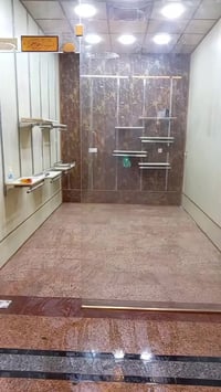 يتوفر محلات للايجار المشتل شارع المطبك  المحلات داخل مجمع واسعار مناسب...