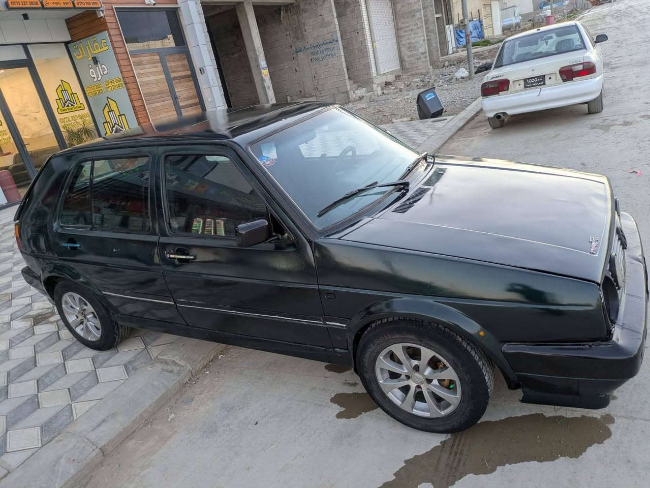 گؤلف موديل 89 ئارمي پلاستيكي سليماني   سلايدة گاعيو كوشن و بةرةدةرگاي لؤك لؤكه شوختي تيانية ماشةلا سةيارةكه زؤر جوان و تازةية   گير و مةكينه ي لؤك لؤكة  بةشةرت  سعري 19 گةلا  خوار هةمو بازار *********** شربازهير, السليمانية
