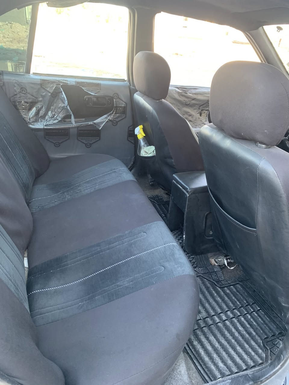 نيسان براميره للبيع موديل1993
محرك 2000 
السعر 35 

***********
واتساب ***********
