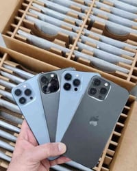 ايفون 13 برو ماكس ذاكره 256 وذاكره 512 بطاريات من 85-90 مامفتوح وتر  ا...