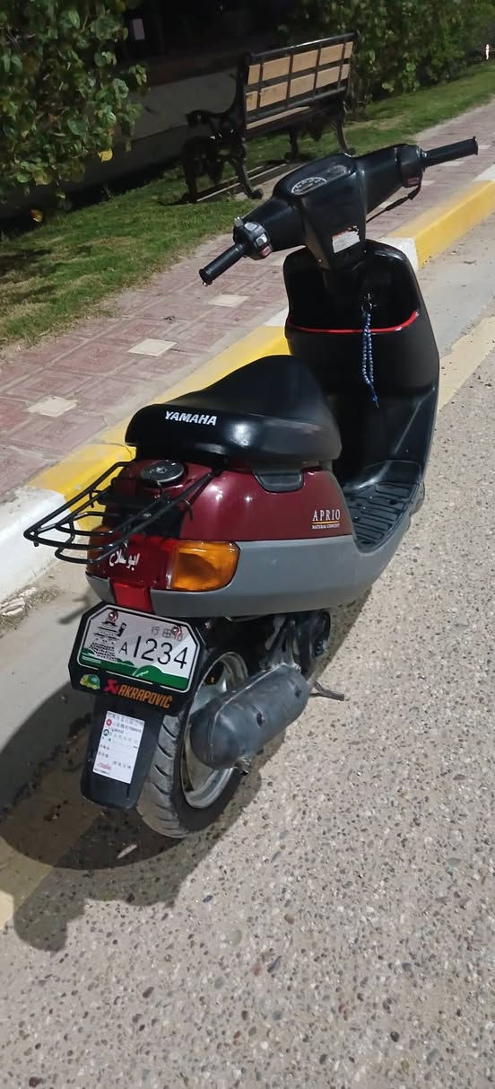 السلام عليكم دراجه موديل 99 مقفوله كفاله عامه شخطه ما بيها ولا مفتوحه
***********
👍
