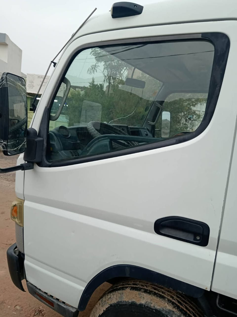 كنتر أوربي للبيع رقم السليمانية موديل 12 السعر 215 او بيه مجال ***********
