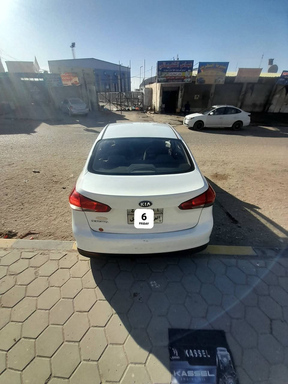 السلام عليكم
مكاني نجف 
سياره سيراتو 2017
¹خليجي رقم اربيل الماني 
½محرك1600+كير تلث انظمام قياده 
⅓مري شفط +تحكم ستيرن 
¼اربعه ويل كب بلادي 
⅕دواخل لونين 
⅙حداديه +تخم تاير جديد
⅙تدفئه +تبريد
ماشيه 150
السعر 133$وبيها مجال 
استفسار ***********
