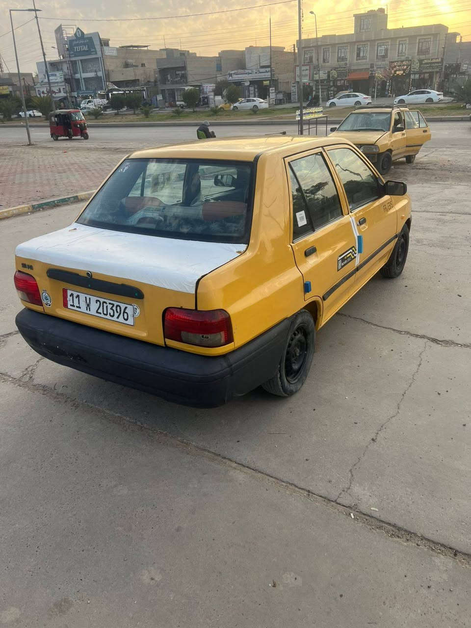 السلام عليكم
سايبا موديل 2015 سياره  بيها ملاحظات بسيطه تنخصم من السعر بأسمي رقم انكليزي جديد
هزة جديدة مكان السياره بغداد الكماليه 
السعر 30 وبيها مجال
للاستفسار ***********
