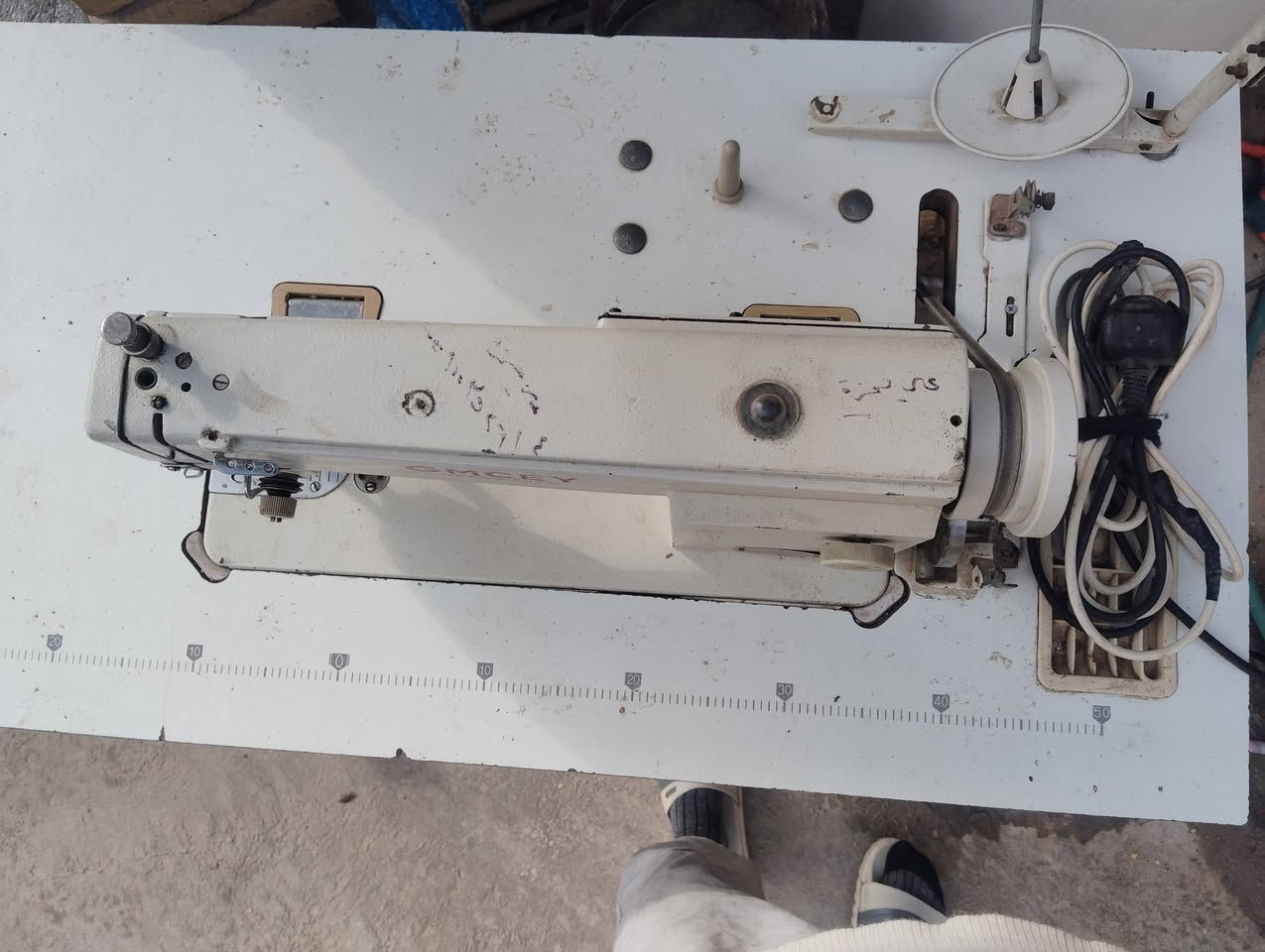 السلام عليكم خواني واخواتي مكينت خياطه مستعمله اولي مستعمله ميعرفله
مكينه نضيفه او حلوه السعر 400الف. للستفسار ***********
