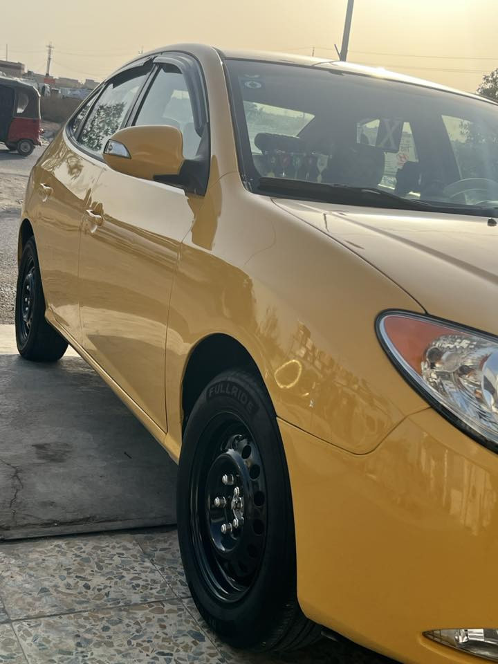 سلام عليكم (رمضان كريم) النترا ٢٠٠٨رقم بغداد وبسمي مصفره هيئة وغرامات شرط التحويل حادثه بنيد بدون دواخل الباقي كفاله عامه ليبل واحد بدون معجون بدون تصليح مكينه وكير بلصندوك تبريد ثلج صدر امامي خلفي صار سبوع شاده تخم تاير جديد السياره مال بيت ممتعوبه جديده مصبوغه فرن حراري السعر ٩٠وبيه مجال العنوان ابو غريب الحصوه***********
 (سونر مرفق بلمنشور +صور امريكه)***********
