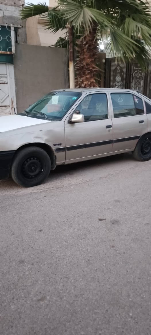 يالله سلام عليكم شباب متاح اوبل كاديت موديل 91
محرك 18 كل جسمه شغال دشبول اشاير عالي ناصي  لايتات زينون سيدي ومضخم شرط ترايك وين مايعجبك    بطاقه بانزين مجود سنوية عضم عاج ل 2028  شرط تحويل وكاله عليهة 100 الف غرامه مكاني كركوك حي الأسرة رقم الهاتف *********** والسعر 24 والشراي يدلل..
