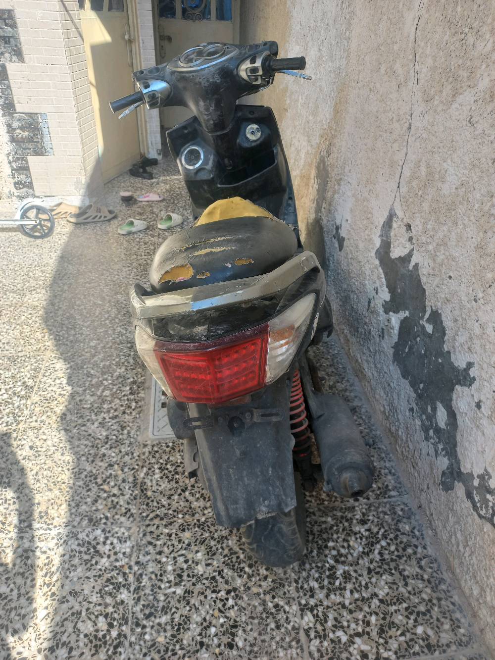 دراجه للبيع وبيها مجال
