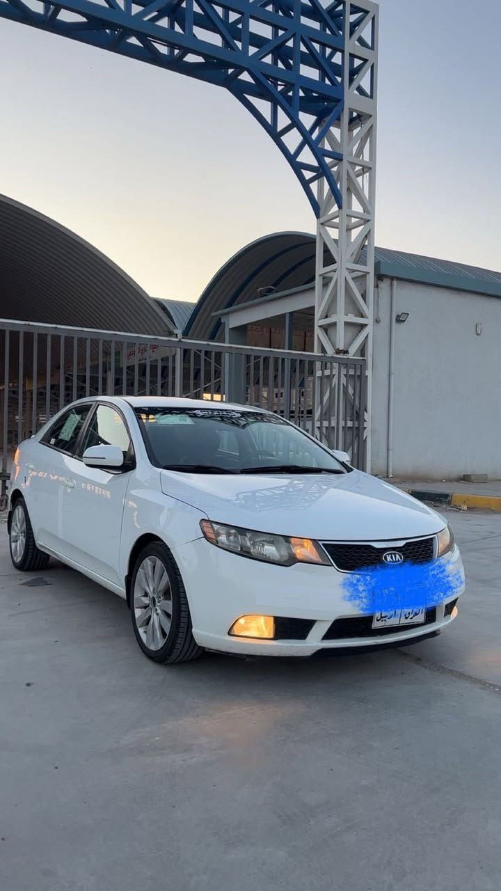 ا كيا سيراتو خليجي
-مديل 2011مكفوله عدا باب مبدل اصلي بدون صبغ 
-فول مواصفات 
-تحم سترين جهتين
-مري شفط
-حساست 
-ويل كروم 
-تخم تاير
-باتري جديد 
-مكينه 1600 دووش 
-مكينه لابخار ولاتنقيص 
-تبريد شغال
وبعد موصفات هواي رقم أربيل بسم شركه تحويل أو وكاله   بيع اومراوس 
-السعر 93$ بيه  مجال الاستفسار *********** او ***********
