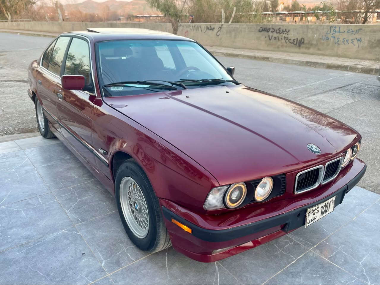 بەناوی خوا
بیئیم 520گیر عادی
ئارم پلاستیک دهۆک 
مۆدیل1992
بەشەرتی گیرو مەکینەو سەرفو بوخار 
دەعمو لیدراو وەر گەرانی نیە موسو براوەی بەشەرتە 
هەموو گیانی لەسەر بیلادە 
ماشاء الله لە قوەتی 
سعری خوار هەموو بازار 
٣٥مەجالی برایانە 
*********** كويسينجاك, أربيل
