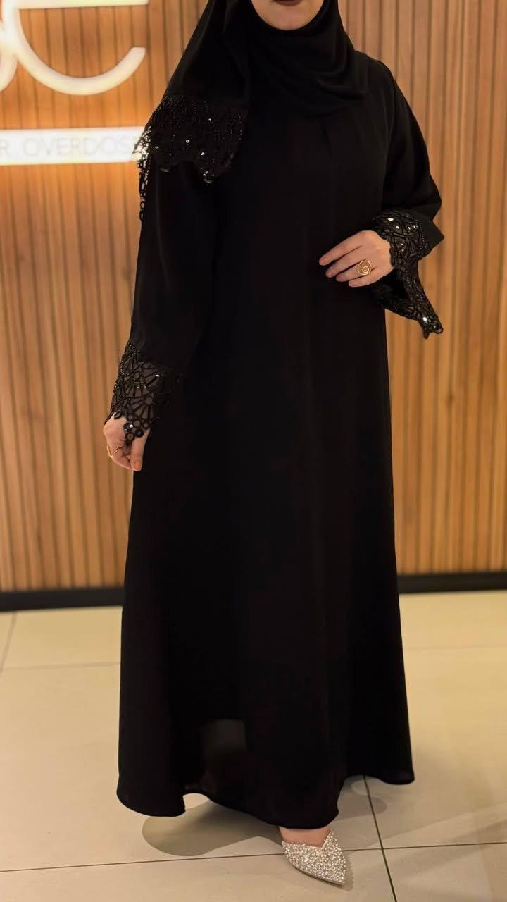 ترند الموسم ❤️‍🔥
لشال مو مجرد إضافة… هو تكملة الفخامة ✨
شغل يدوي متناسق بكل تفصيلة حتى تطلع الإطلالة كاملة 🤍
متوفر بكل القياسات 

للحجز والاستفسار يرجى مراسلة البيج لطفآ❣️ 

#العنوان_الأنبار_عنه


**إذا كنت صاحب هذا الإعلان وتريد حذفه لأي سبب، رجاءا أرسل رسالة إلى الدعم الفني**