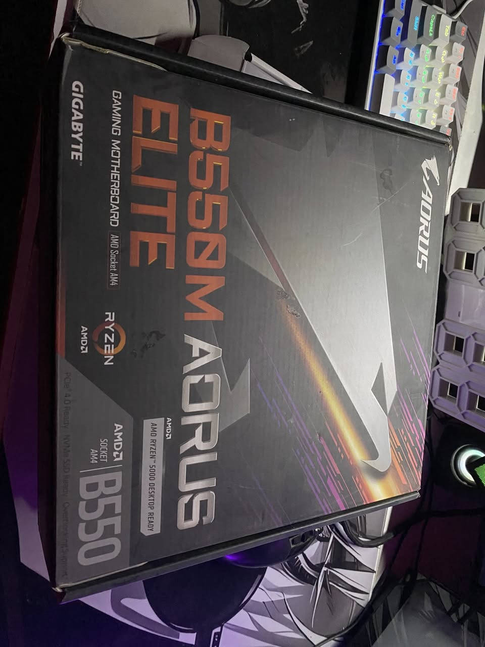 سيت آب  كامل للبيع
Pc
وندوز 11 برو
CPU:RYZEN 5 5600
GPU:RTX4060 Galax Oc 8g
MOTHERBOARD: B550 AORUS
RAM:8x2 16
المساحة الكلية: 1 تيرا بايت
يجي مع
شاشة من شركة MSI 180h حجم 24
كرسي جيمينك دوران 360 درجة مساند يد متحركة ومسند ارجل 
لايت بار
كيبورد ريد دراجون fizz حجم %60
2 ماوس باد مطاطي ضد السوائل
يو بي اس قوي
ميز ابيض 
ماوس لوجتك g502 Hero
مكبرات صوت
ستاند سماعات

السعر مليون و450
بغداد منطقة جميلة لايوجد توصيل


**إذا كنت صاحب هذا الإعلان وتريد حذفه لأي سبب، رجاءا أرسل رسالة إلى الدعم الفني**