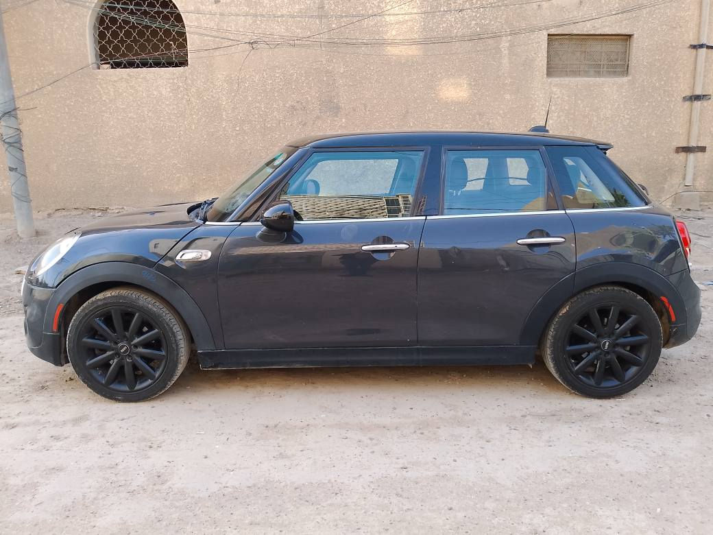 سلام عليكم بيع او مراوس 
ميني كوبر S موديل 2016
محرك 4 سلندر حجم 2000 توربو لون اسمنتي مميز وارد امريكي حادثها فقط بنيد رقمها اربيل دولي تريد تحويل او وكالة جاهز . السيارة فول الفول بنوراما . 
مكانها بغداد حي الجهاد 
سعرها 107 و بيها مجال للشراي و ترهم مراوس ايضا
***********
*********** بغداد, العراق
