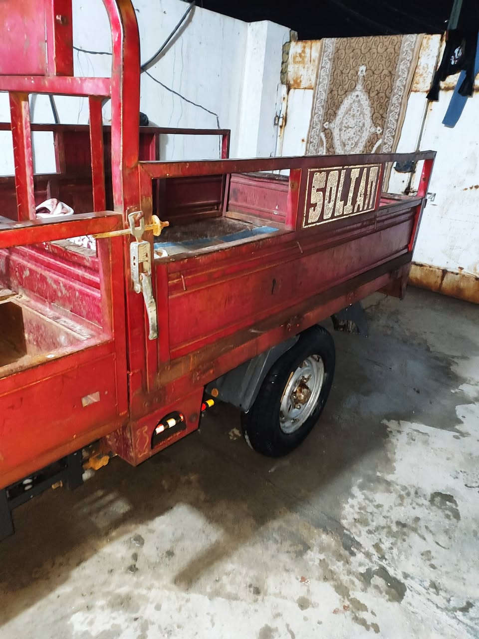 سلام عليكم للبيع ستوته سلطان اوراق كامله شاصي مكفول موديل 14 وكيله شارع بغداد سعر  مليون و 400. ***********
