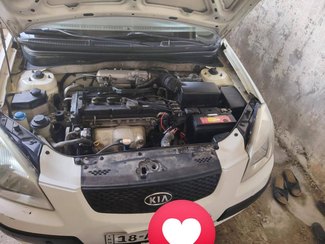 السلام عليكم سياره ريوو موديل 2009 سياره حلوه بس المكينه تبخر مكاني بابل سعرها 85تايرات جدد نضيفه السياره  رقمي ***********
