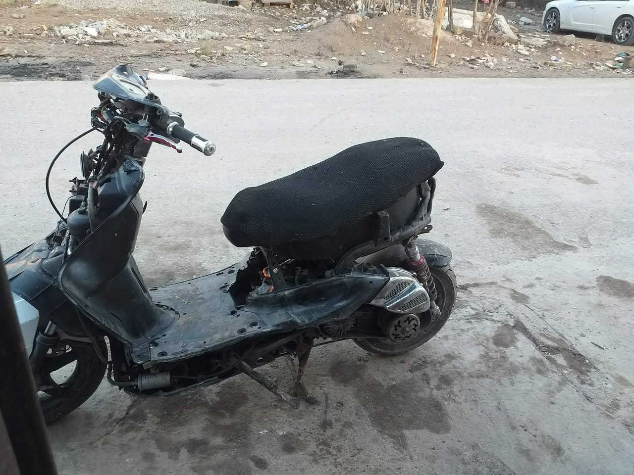 سلام عليكم سكنس نثيه مكينه ٥٨ونص شلعه ومعدل تخبل كهربائيات شغاله كلجات رياضي دبلات رياضي ويدات وقباقه مال كور الدراجه مكينه لانضوح ولا دخان ولا صوت ابيع كوم حديد تنكر سلف وتطلع حت كفراتها موجوده بس تعبانات شوي وفتحتهن سعرها ٢٠٠ مكاني بغداد وره السيطره مال شعب ***********
