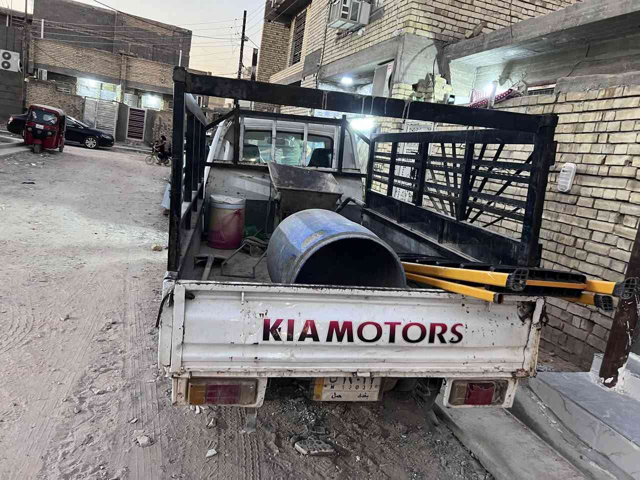 سلام عليكم
اخوان كيه موديل 96 مكفوله مكينه وكير وحداديه سياره مرتبه وما متعوبه 
رقم بغداد 
شرط تحويل
سعر 60 وبي مجال قليل على كد جيه 
مكاني بغداد لبلديات


**إذا كنت صاحب هذا الإعلان وتريد حذفه لأي سبب، رجاءا أرسل رسالة إلى الدعم الفني**