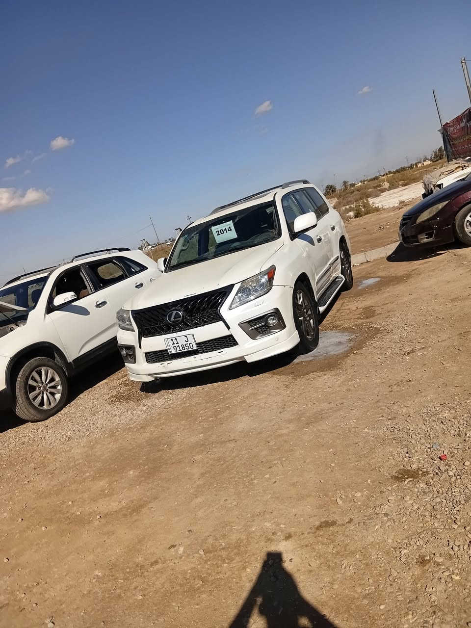 سلام عليكم للبيع لكزز  سياره فول واحد عل واحد فتحه تحكمات استيرن فول للخير الامريات شفط سيارة فول واحد عل واحد مصبوغ عام موديل 2014 بريم مكينه كير جديد خير من الله رقم بغداد انكليزي بسمي تحويل ثاني يوم  السعر 330 وبيه مجال رقم الاستفسار *********** ملاحظة ان السياره غير مكلوبه بيه ضرب من وره الاشراي يتصل عل الرقم وبي خير ويدلل
