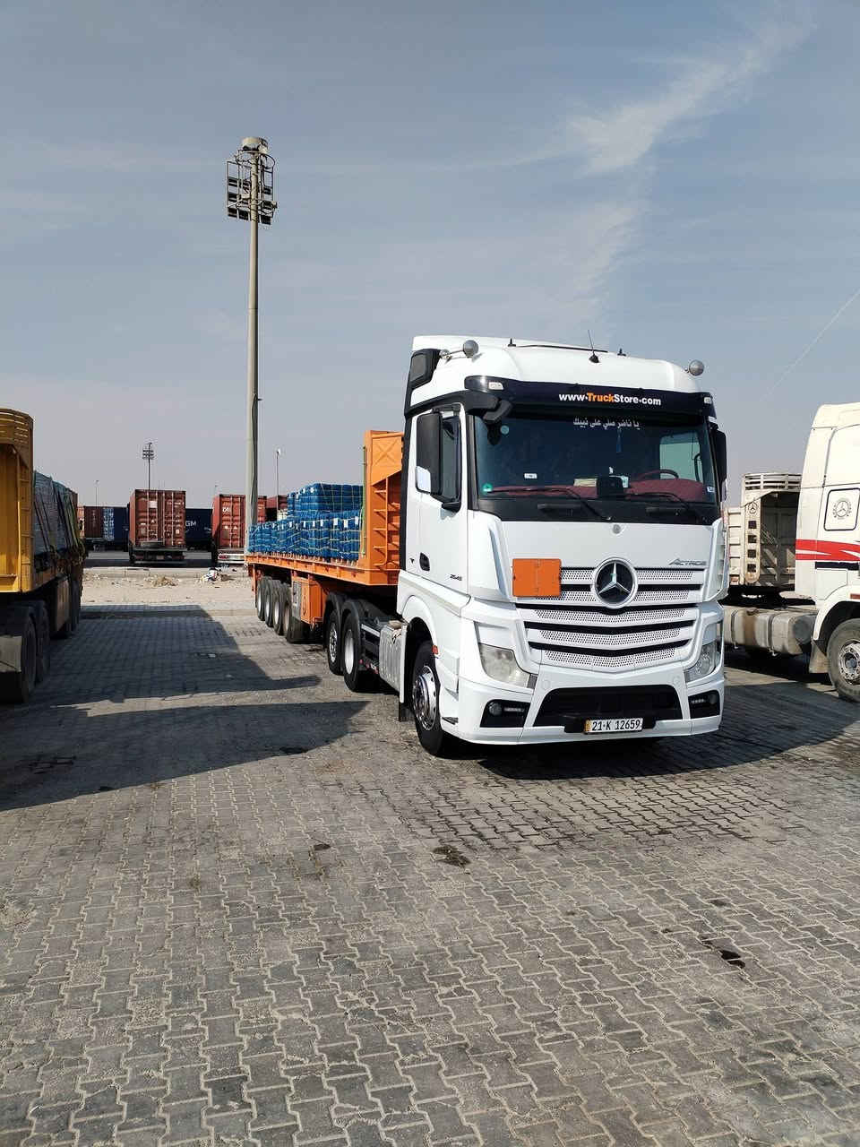 وحش  البيع 2016 فول مواصفات   المكان جرف النداف مقابل بسمايه    ***********
