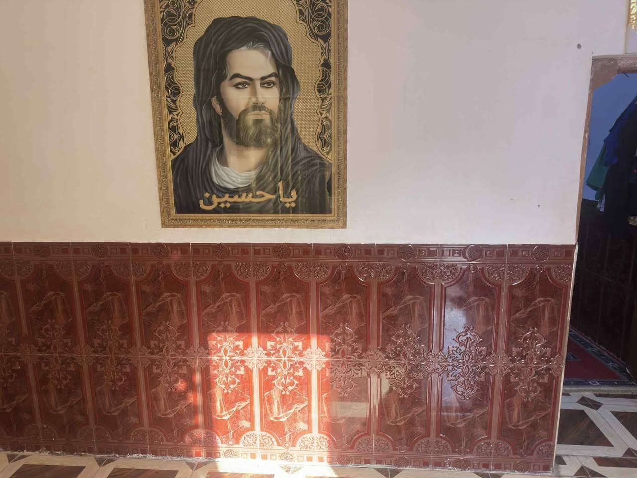 السلام عليكم
بيت للبيع بناء جديد منطقة أسليم مقابيل السرور 
مساحه 250 متكون من غرفتين وصاله ومطبخ وصحيات+مساحه فارغه داخل البيت

جاهز علخير كهرباء وماء خير من الله

السعر32 

***********
