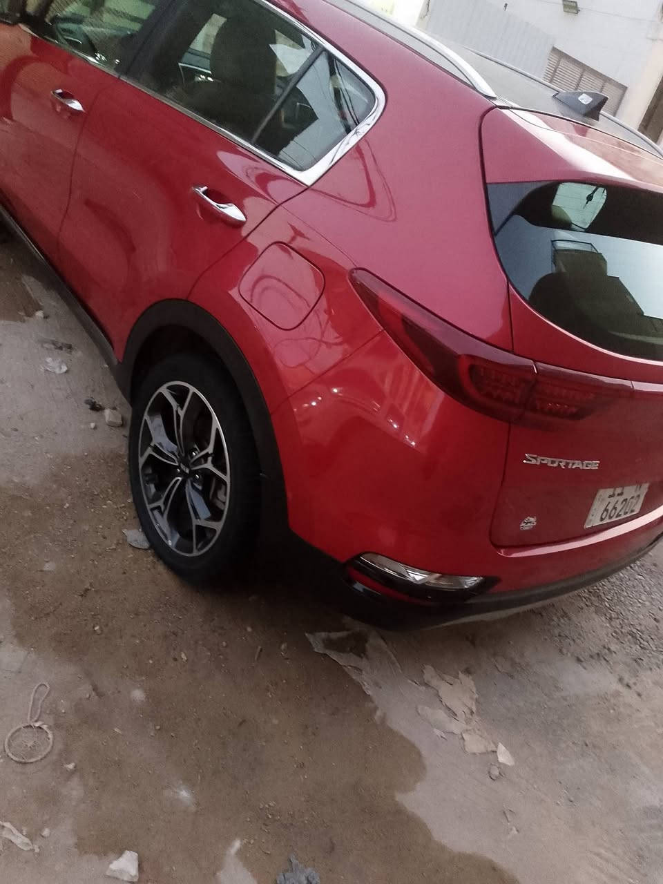 سلام عليكم سبورتج جي تي لاين بغداد باسمي رقم دولي خليجي ضمان الدولية ماشية50 الف واشوية كم قابلة للزيادة مكفولة من صبغ فقط بارد اربع أصابع بالجنطة ورصعات قليلة جهة اليسار مكفول محرك كير صدر تبريد داخل جلد بانوراما حساسات بصمة تشغيل عن بعد صندوق كهرباء رادارات كراسي كهرباء الأمامية مقاعد جلد فول تحكمات وغيرها من مواصفات ال جي تي المعروفة اريدها 208ورقة وبيها مجال قليل للاتصال *********** موجودة بالكريعات
