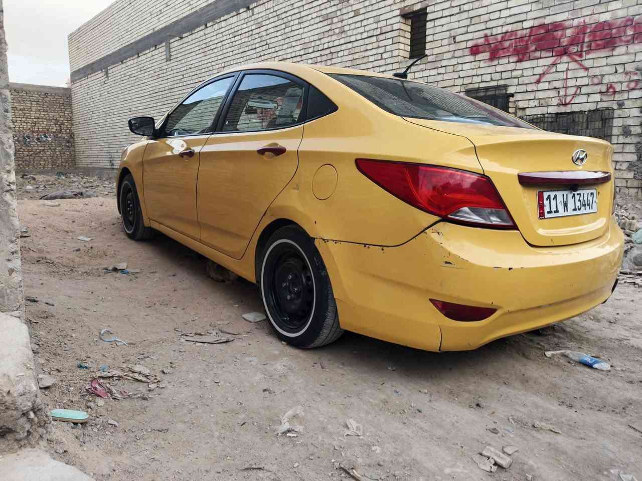 اكسنت موديل 2012
حادثها جاملغ صدر فقط كلها ليبل واحد 
سياره جاهزه كبل بوجهك الشغل 
دوانز ماكو ع بانزين العادي 
السعر 75 وبيها مجال حك الجيه فقط
الرقم  
***********
***********
