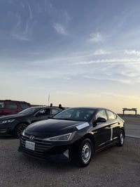 النترا ٢٠١٩ • محرك ٢٠٠٠ • جير اتوماتيكي