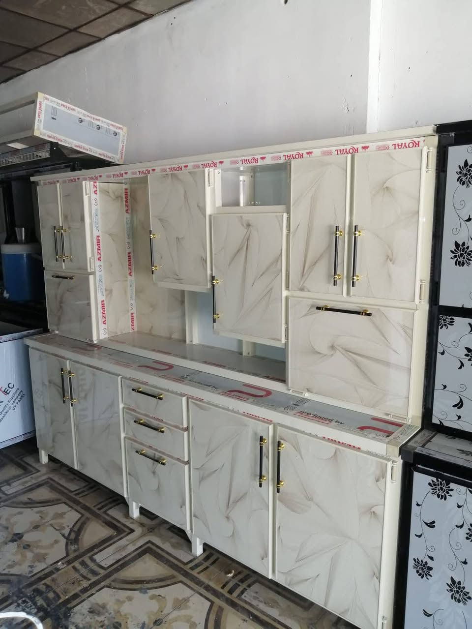 كونترات جمله اسعار منسبه جداً العنوان كركوك للستفسار اتصل *********** زين 08724861845
