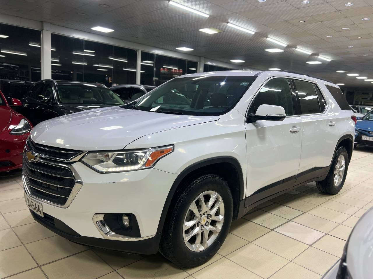 السلام عليكم ورحمة الله وبركاته.
#معرض_ابن_شعبان_لتجارة_السيارات. 

_________________________________
✅اسم السيارة : شوفرليت ترافرس LT 
✅الموديل :  2021
✅رقم السيارة : رقم اربيل  تحويل ملكية او وكالة
✅السعر :  168 ورقه
✅الضرر :الجاملغ الامامي الايسر+الابواب اليسار
✅عداد المسافة : 46. الف ميل
✅الايرباكات : ضرر سستم الايرباك
__________________________________________
🔻1-حجم المحرك 6 سلندر 3600
🔻2-ويل كب حجم 18 مع طقم تايرة 🔻بحالة ممتازة 
🔻3-بصمة ابواب و بصمة تشغيل و تشغيل عن بعد 
🔻4-لايتات زينون عالي ناصي 
🔻5-كشافات دعامية
🔻6-جنطة كهرباء 
🔻7- رادار جانبي 
🔻8-اشارات في المرايا الجانبية  
🔻9-كامرة خلفية  
🔻10-تحكم كهربائي متكامل لمقعد السائق 
🔻11-تحكم ستيرن جهتين متكامل 
🔻12-المقاعد الأمامية تدفئة فقط
🔻13-شاشة كبيرة الحجم للتحكم بكافة الايعازات

 
🔵السعر المطلوب : 168 ورقة🔵 

 
 
__________________________________________
للأستفسار اكثر : 
المزادات☎️ ***********
الادوات ☎️***********
المبيعات☎️***********

🔴العنوان: النجف الاشرف🔴
🔴المدينة المائية🔴
🔴مقابل حي الجامعة🔴
🔴مجاور كافية الزاويه🔴
