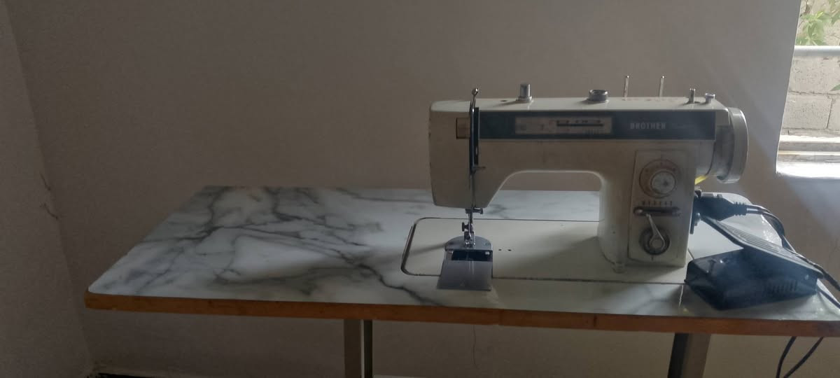 ا اعاده النشر لسلام عليكم مكينه خياطه للبيع نوعيه(برذير) العنوان الطيفيه 140 بيها مجال رقم الهاتف ***********
