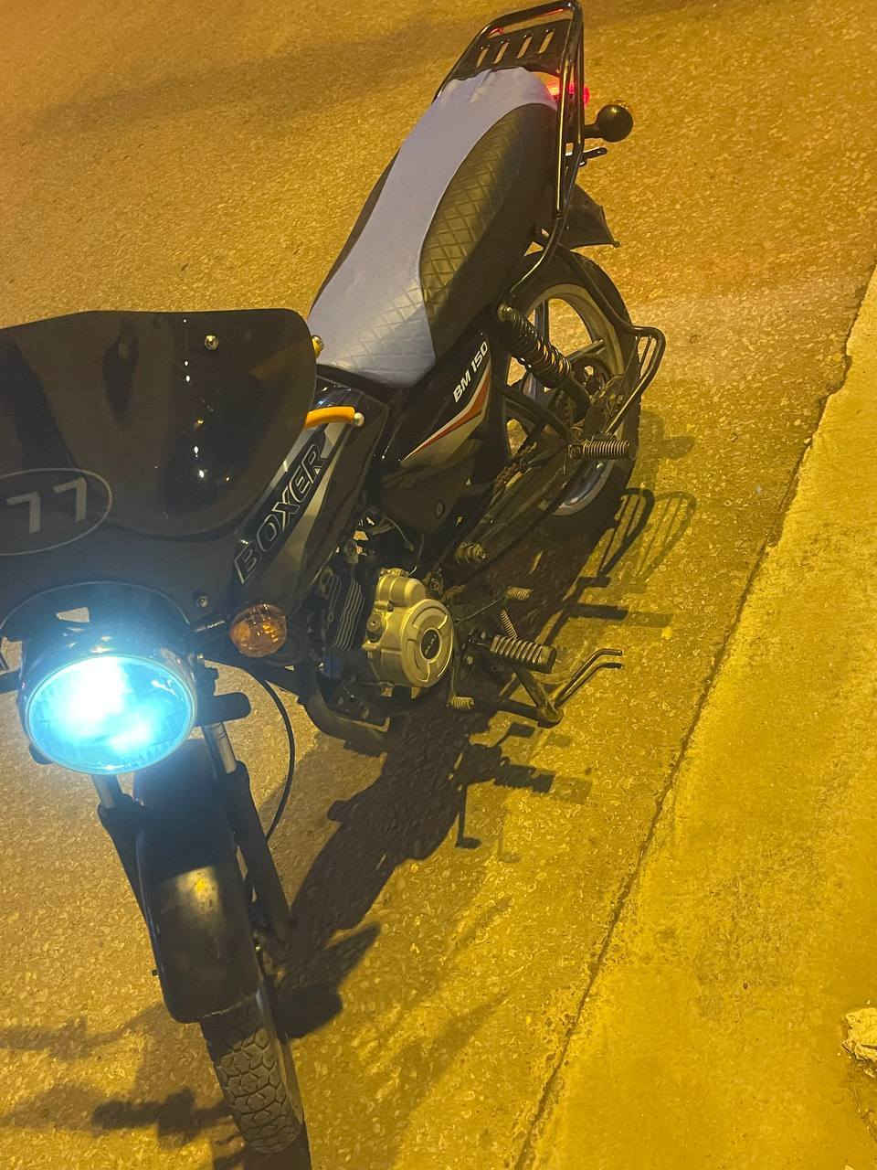 سلام عليكم دراجه بوكسر للبيع كلك كلك  مكينه خرسه مينسمع صوته محركه نضيف كهربايته شغاله اشاير كامله دراجه مرتبه السعر 500 وبيه مجال قليل او مراوس مكاني كربلاء حي عامل


**إذا كنت صاحب هذا الإعلان وتريد حذفه لأي سبب، رجاءا أرسل رسالة إلى الدعم الفني**