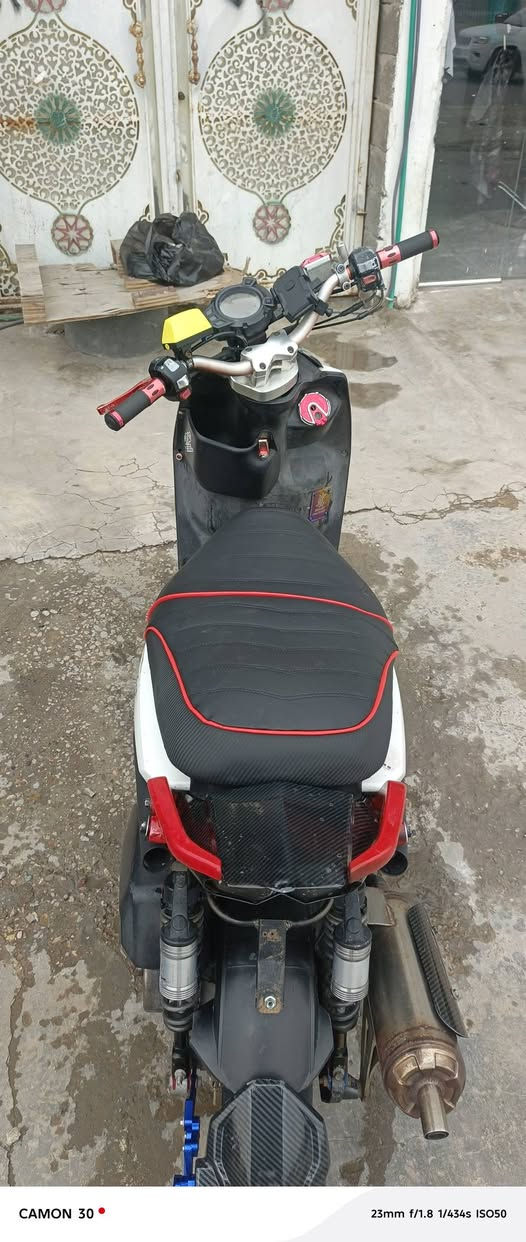 سلام عليكم سكنس جبلي دراجه مزود خارج صالنصه رياضي دبل بوشه جاملغ خلفي رياضي ستيرن سياحي بگلايت r6 كلچات رياضي بلادي شعله و معدل وبعد بيه هواي شغلات (السعرمليون١٥٠الف) مكان دراجي بغداد حي النصر اتصال


**إذا كنت صاحب هذا الإعلان وتريد حذفه لأي سبب، رجاءا أرسل رسالة إلى الدعم الفني**