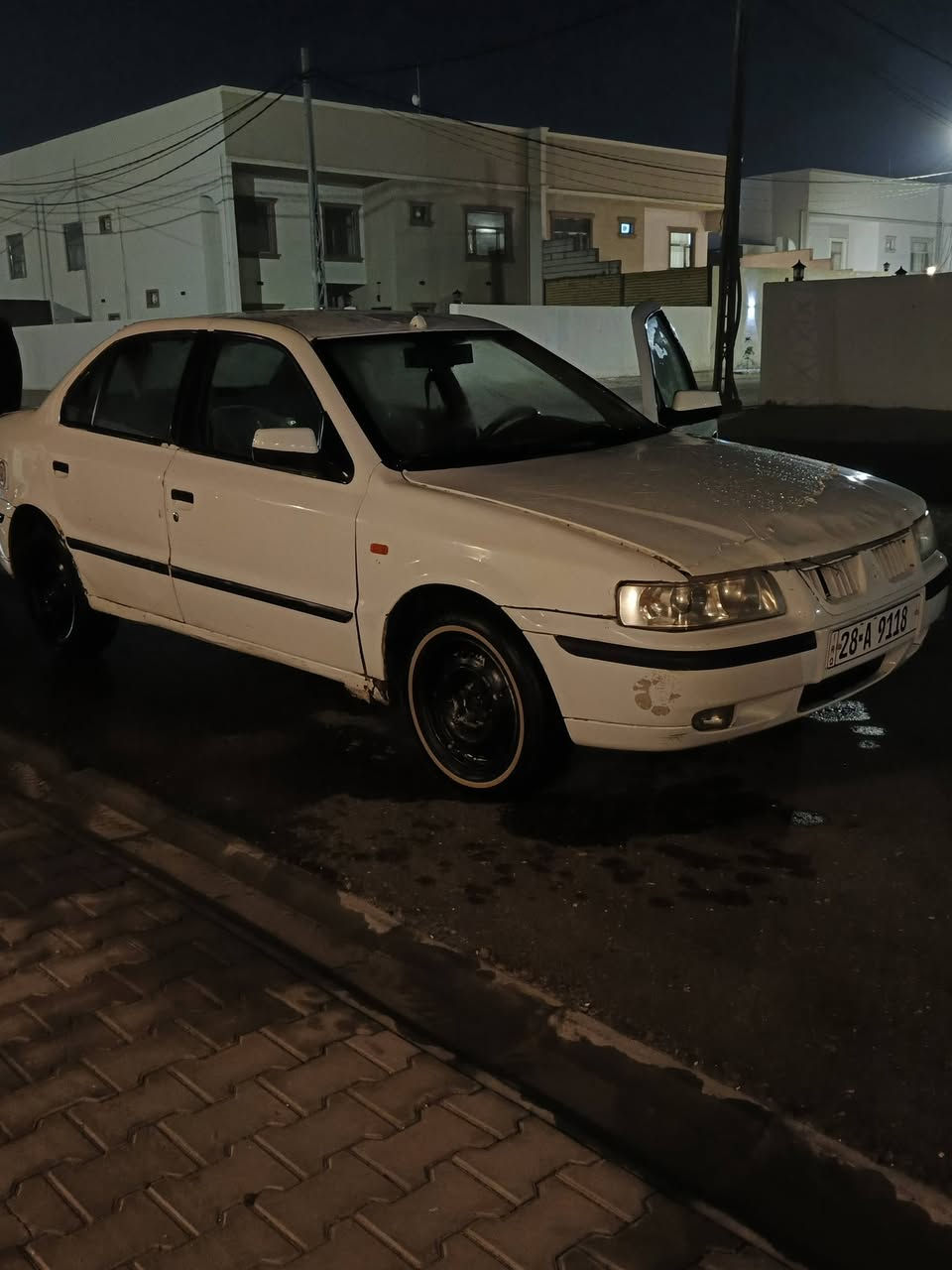 السلام عليكم للبيع او مراوس حسب القناعة
سمند 2011  اوتوماتيك كير ومكينه كورلة رقم انكليزي نجف مداور ثاني يوم السيارة عايزة سمكري بيهة خياس بسيط بالجاملغ 
وعايزة دجات مال مكينه وتقسم الكير السيارة نضيفه وخير من الله مثل ما موضح
السعر 33 وبيهة مجال
***********
