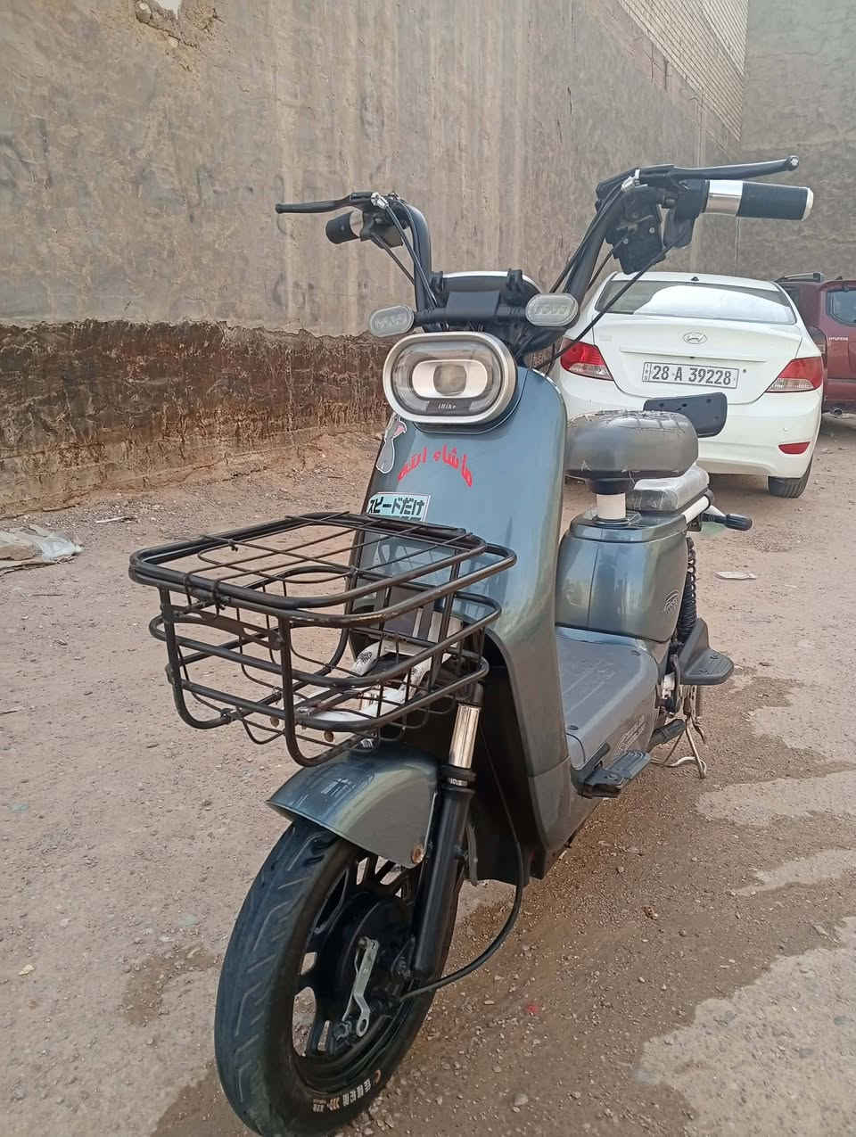 السلام عليكم بيسكل شحن مديل 24 كامل ما نقصه شي بطارياته كبار 4 نضيف ما صارلي هواي من شادهن مكاني كربلاء الفارس الرقم لتواصل ***********السعر بـ250قفل
