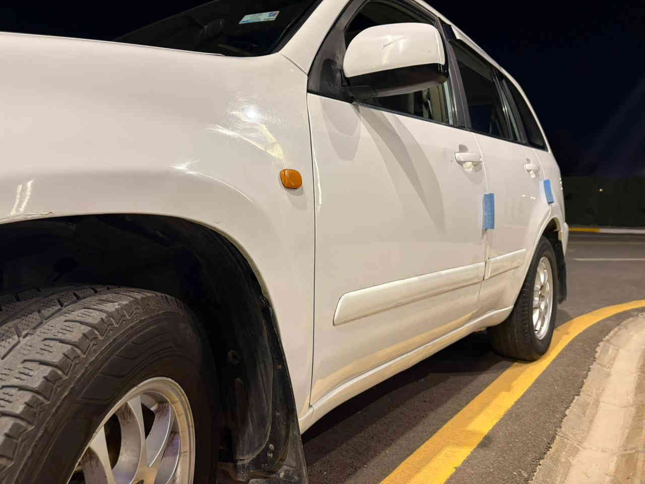 .ألسلام عليكم   شيري تيكو 🚩خليجيه شركه العامه .سنويه بآسمي .هزه .ارقام جدد) موديل
2012
ابيض نضيف 
كير ميكانيكي  محرك 2000cc  (مكفول الكير والمحرك)
....    تبريد ثلج🧊   كل نقص مابيها 
سياره ماشيه 115 الف  كيلوقابل للزياده
$الداخل بي كم فطر بس ماشي  .شاشه كامره دواره 
كراسي تدفئه شغال .كروس سرعه 
$فتحه سقف شغاله 
$تايرات جدد
$صدر نظيف دبلات 
$ملاحظه السياره عليه ادامه دوريه كامله   

(البدي بي ملاحظات وشخوط  وطختين)    شاصي ولوغود مكفول  البنيد كلير جارد 

مكان السياره بغداد المنصور الداودي    سعره     64$
..

***********     واتساب   ابو محمد بغداد
