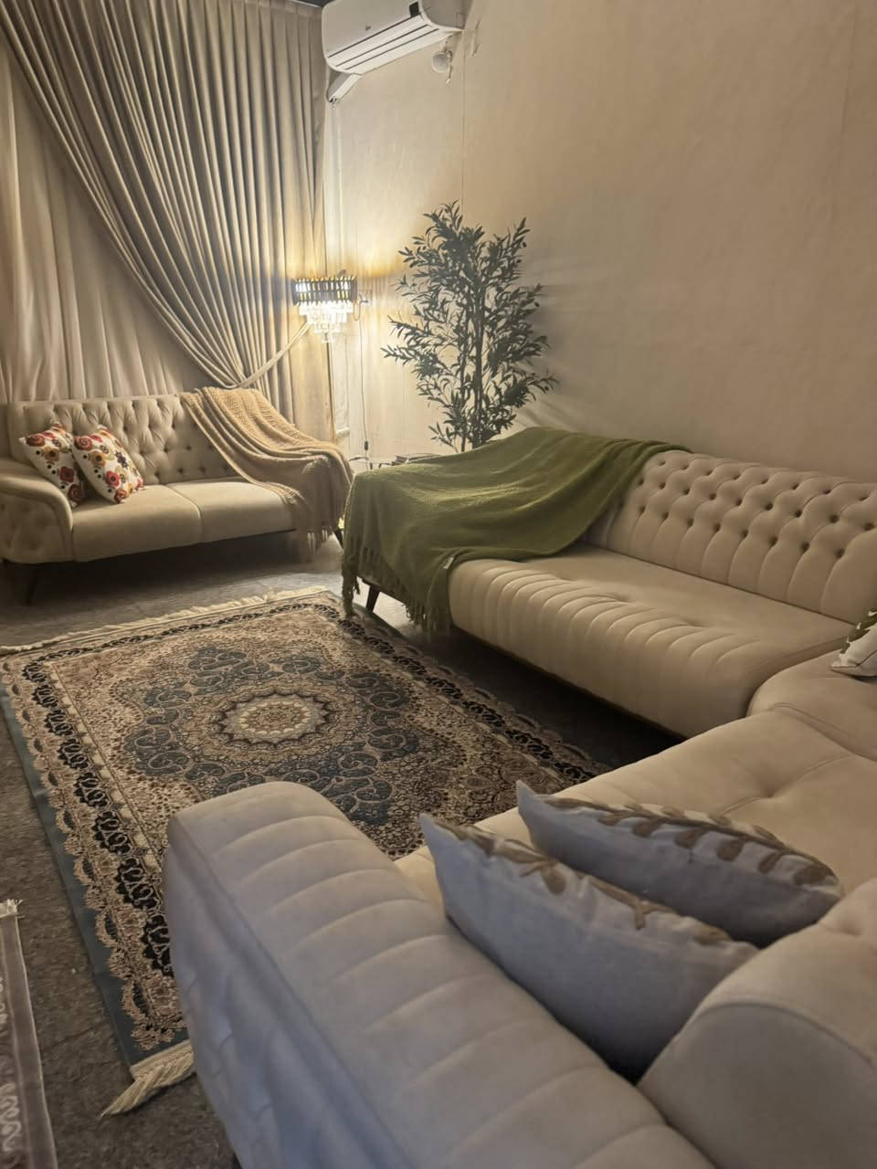 ديوان تركي كامل للبيع سعر 950


**إذا كنت صاحب هذا الإعلان وتريد حذفه لأي سبب، رجاءا أرسل رسالة إلى الدعم الفني**