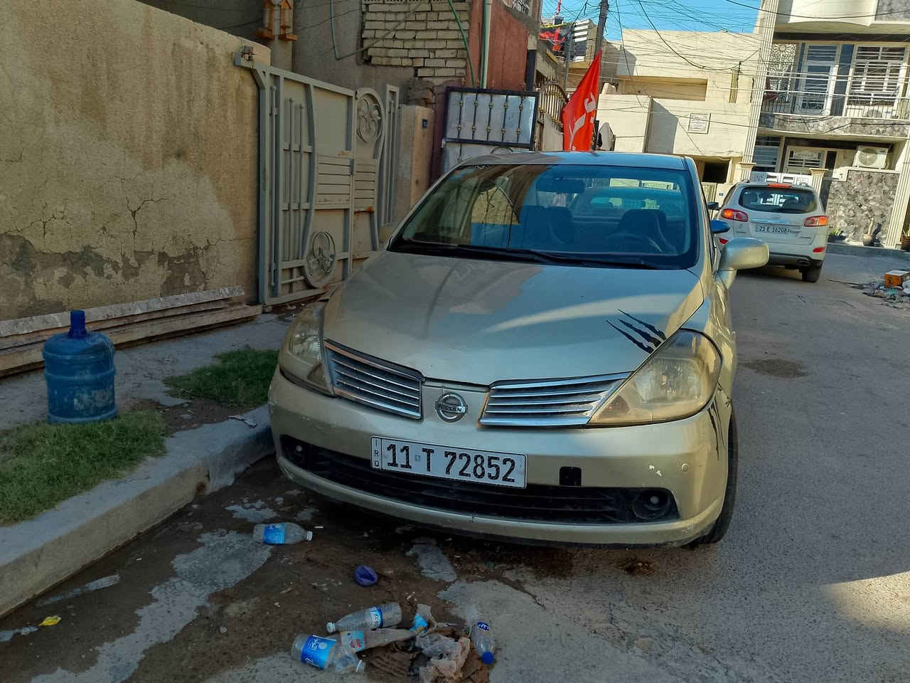 سلام عليكم نيسان تيدا 2006رقم بغداد بااسمي هزه جديده محرك1600كير أوتو تبريد تخم تايرات نظيفات تخم دبلات مال تفصيخ صدره يحتاجله بس طبلات ويرادله ترتيب عنوان شهداء البياع *********** سعر 58بيه مجال بسيط
