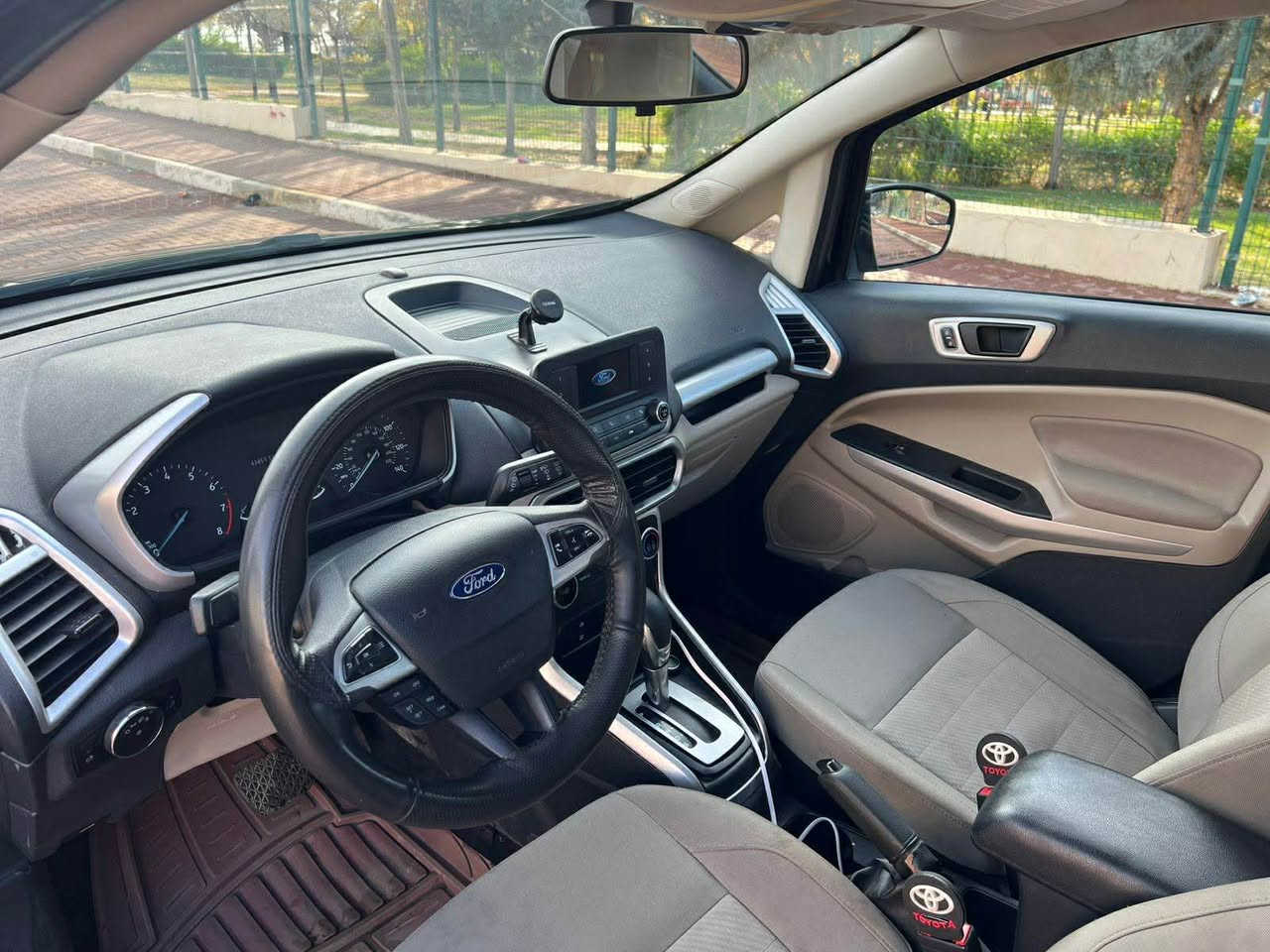 احترامي للآدمن ارجو الموافقه  
 واتساب موجود ***********–***********
فورت ايكو سبورت  موديل 2021 كلش كلش نظيفه 
سعر البيع 98 ورقه 
بيهه فقط جاملغ خلفي جهت السايق صبغ بدون دواخل 
محرك 3 سلندر المرغوب   ماشيه 35 الف كيلومتر 
 دينار مسرف مابيهه 
رقمها اربيل حديد دولي و تحويل بشرط 
مكان السياره  اربيل اكر, نينوى
